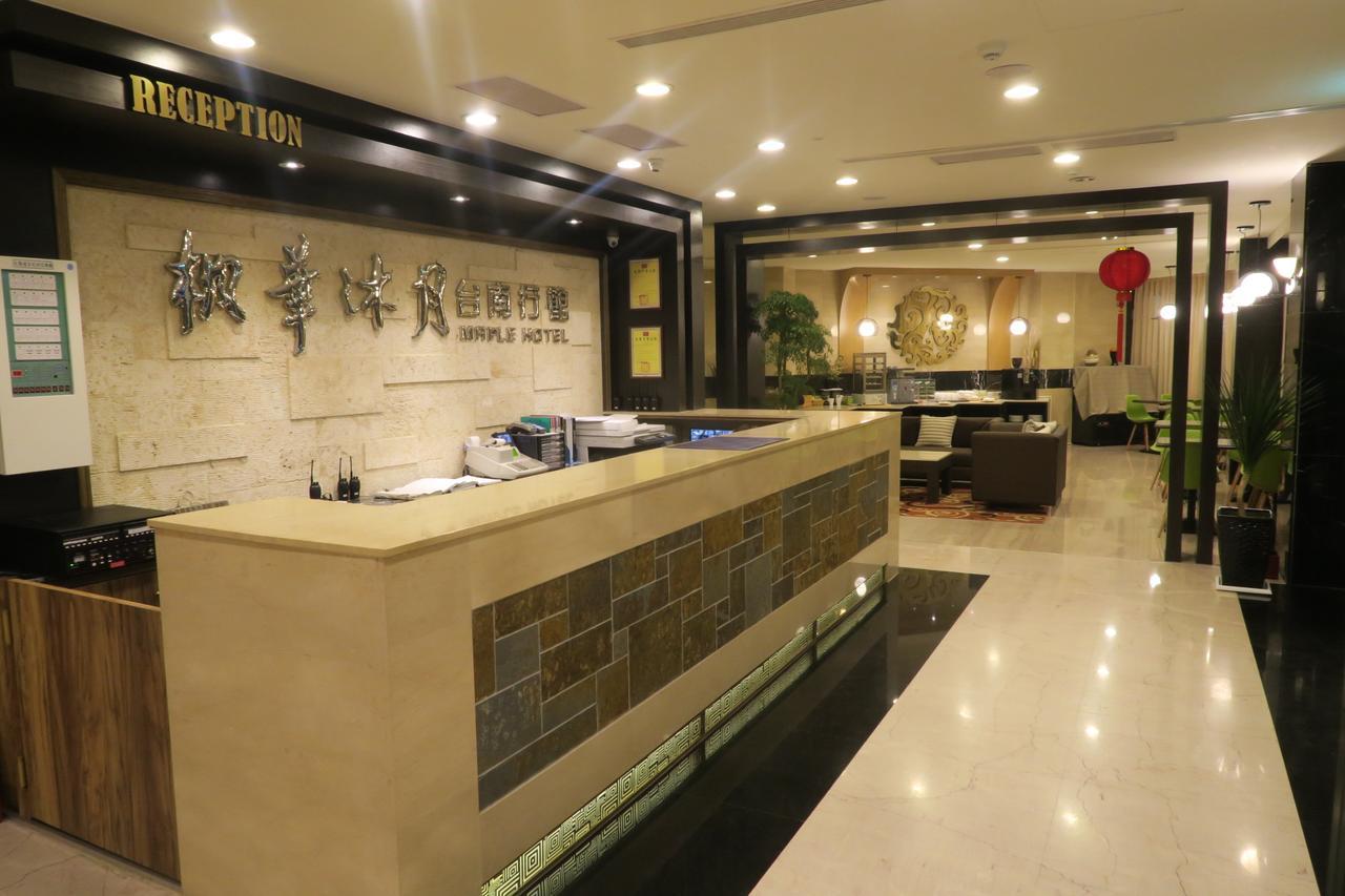 Maple Hotel Tainan Exteriör bild